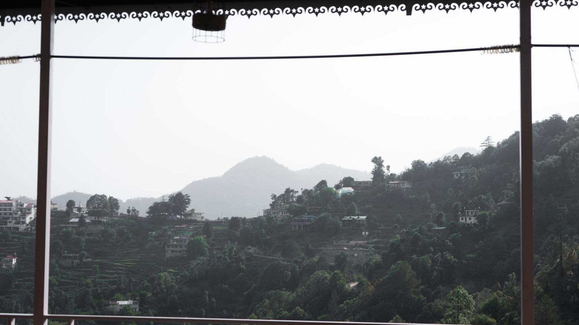The Rare One'S Mukteshwar - Resort & Cafe Kültér fotó