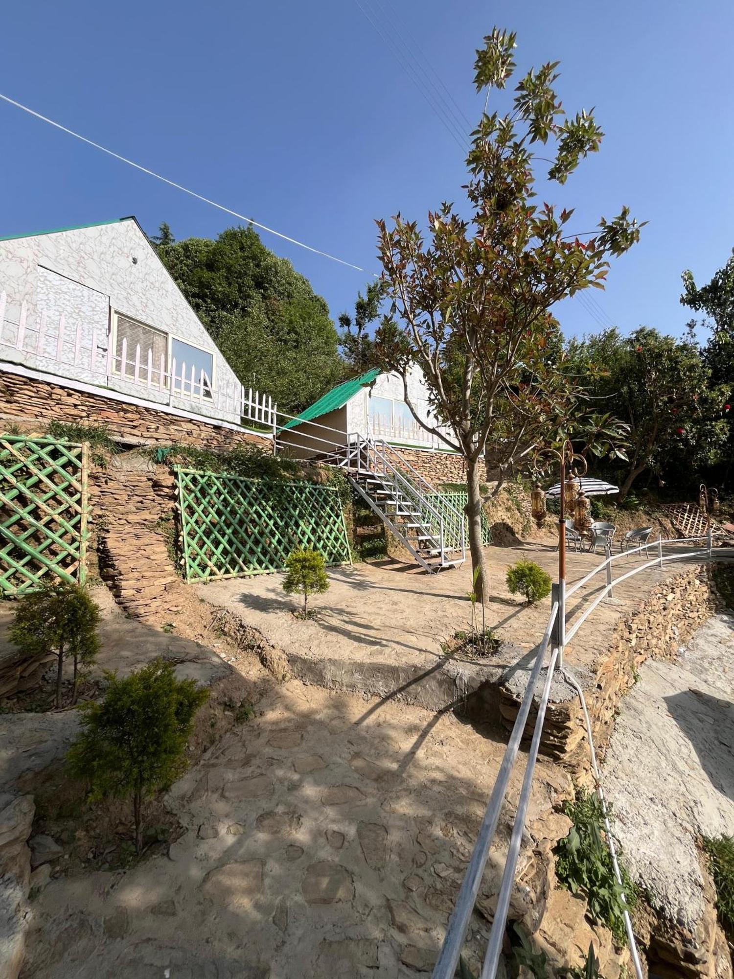 The Rare One'S Mukteshwar - Resort & Cafe Kültér fotó